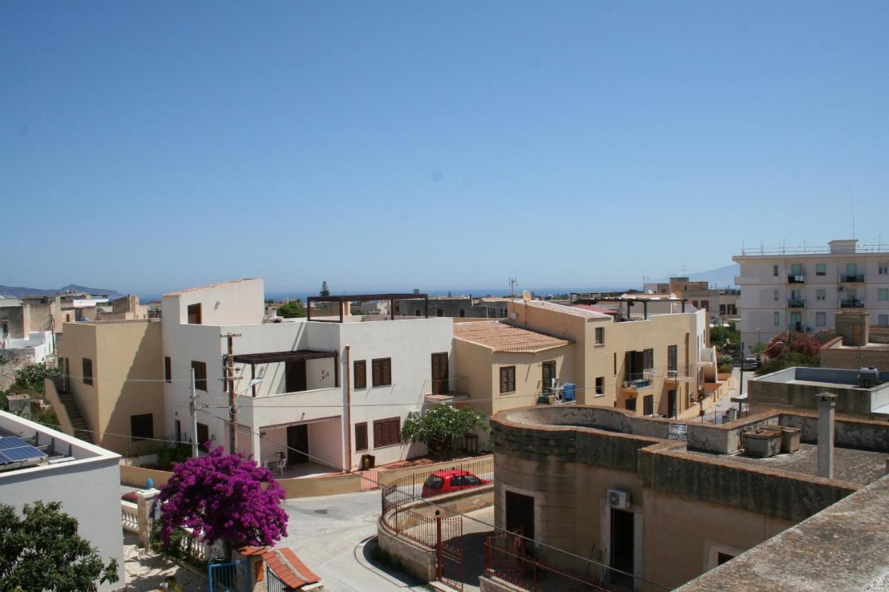 Appartamento Casa Libeccio e Casa Blu Marino Favignana Esterno foto